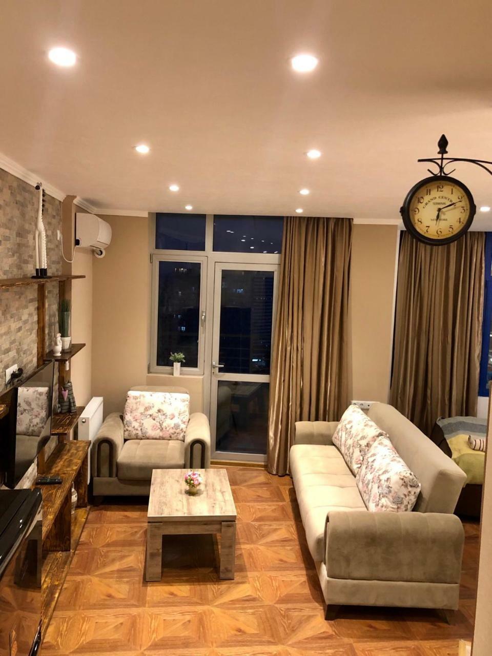 Cozy Bright Apartment With Amazing Sea View Μπατούμι Εξωτερικό φωτογραφία