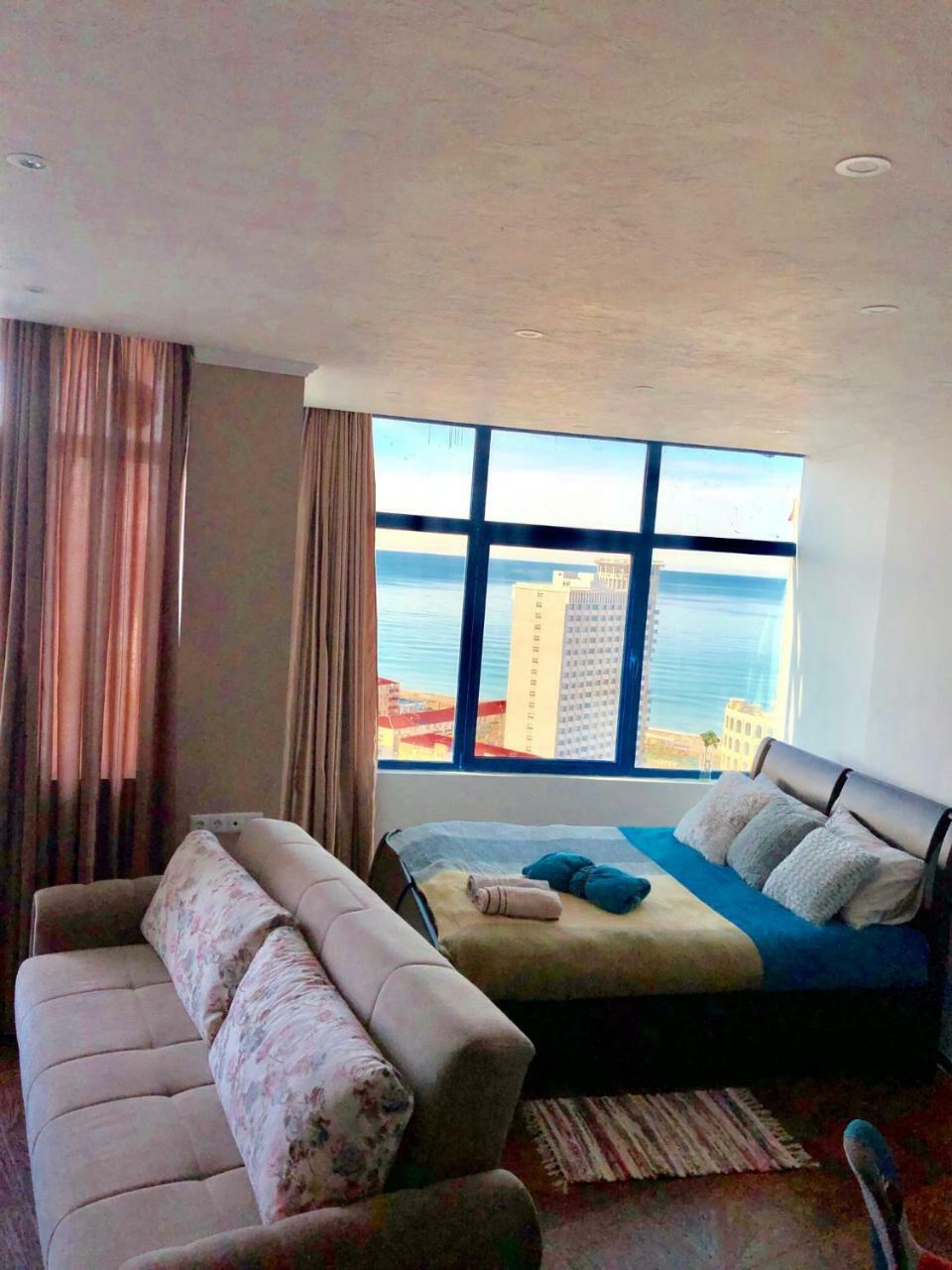 Cozy Bright Apartment With Amazing Sea View Μπατούμι Εξωτερικό φωτογραφία