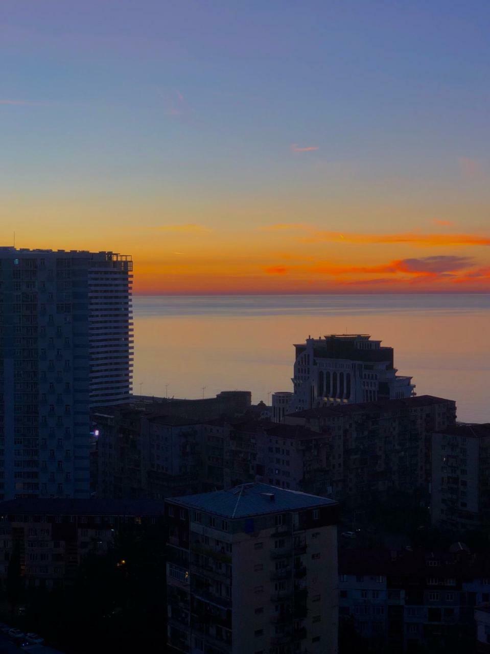 Cozy Bright Apartment With Amazing Sea View Μπατούμι Εξωτερικό φωτογραφία