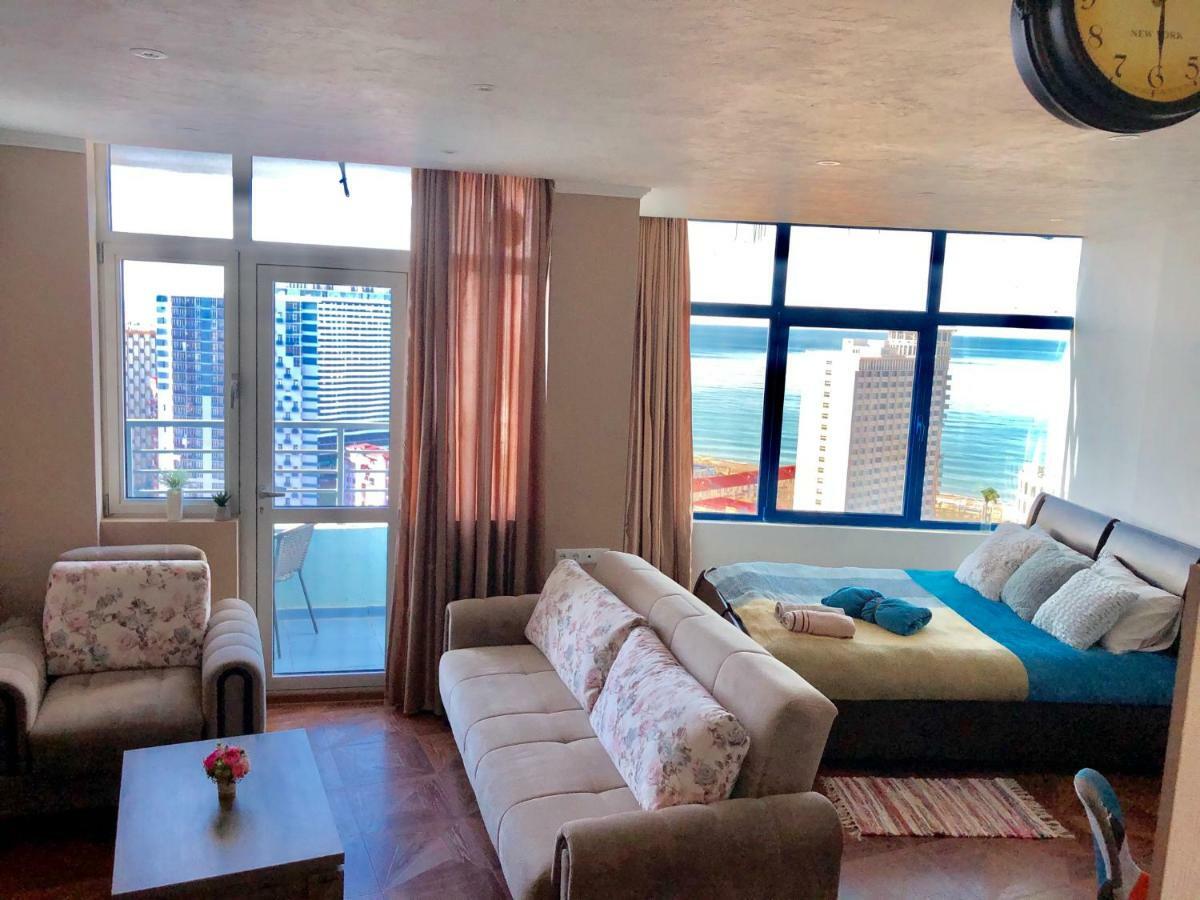 Cozy Bright Apartment With Amazing Sea View Μπατούμι Εξωτερικό φωτογραφία